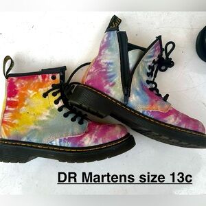 Dr. martens boot. KIDS DR MARTENS size 13c used. Rainbow Tie Dye.